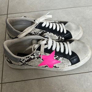 Golden Goose look alike sneakers.